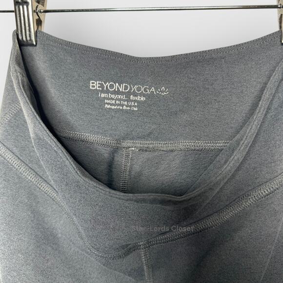 Beyond Yoga Space Dye Midi Leggings XS Black Gray High Waist Athleisure - Picture 3 of 6